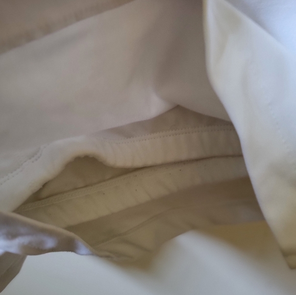 Women's nike white lined athletic shorts size medium - Picture 4 of 4